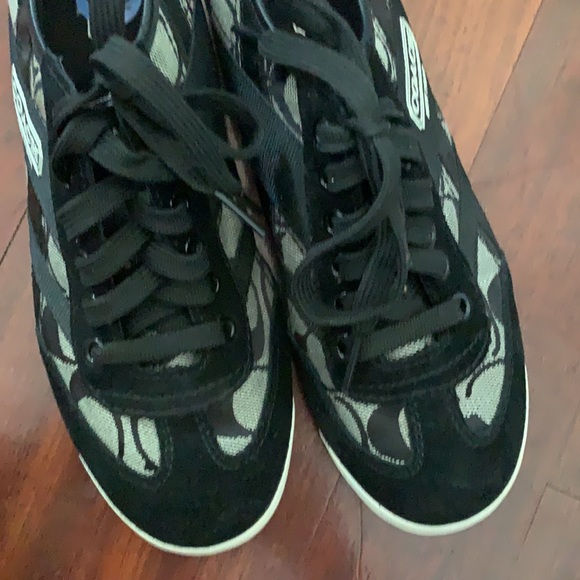 NWOT Coach shoes - Picture 6 of 7